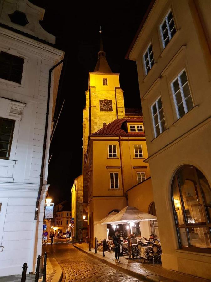 Laxmi Happy Home In Historical Prague Exterior photo