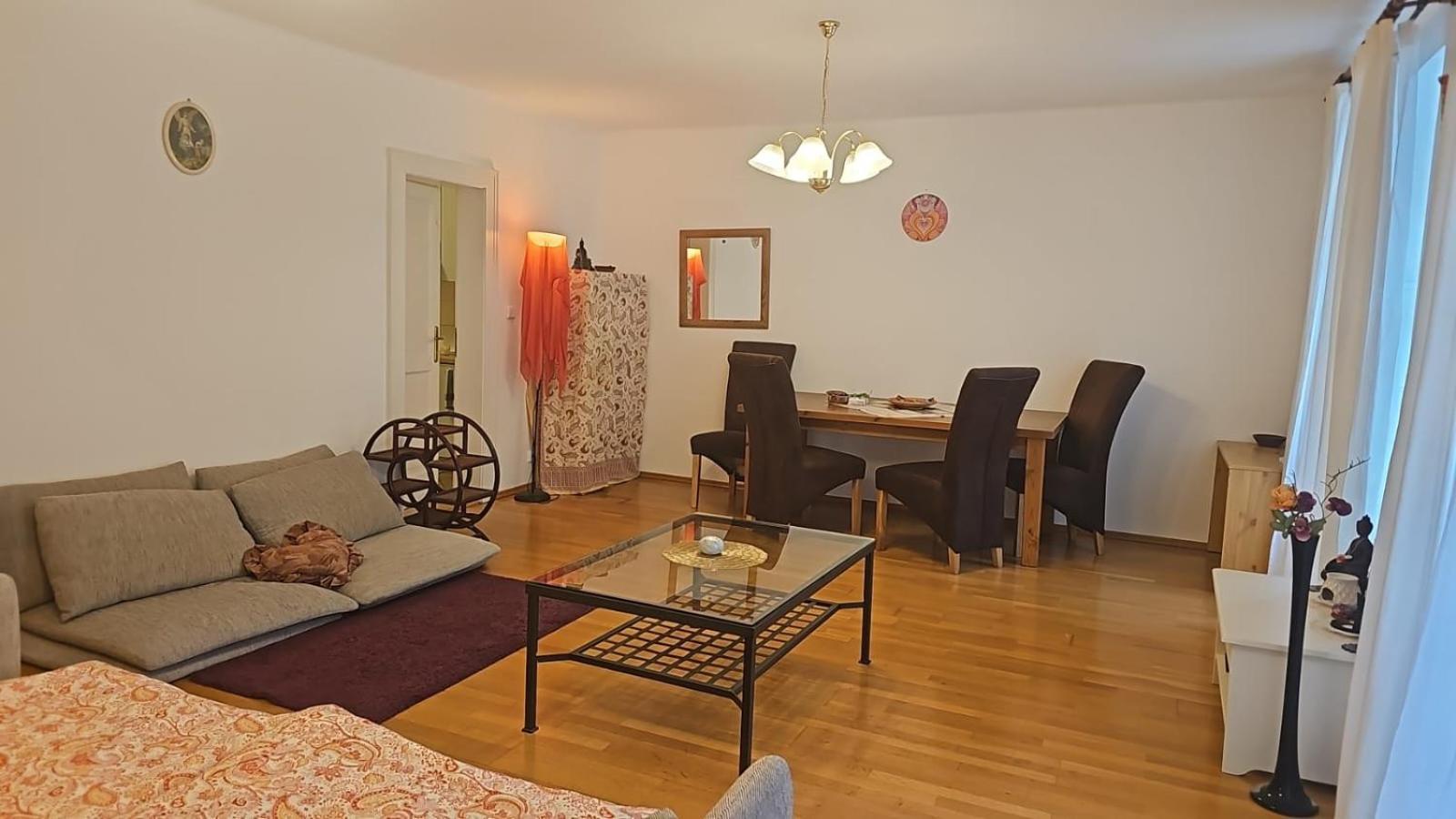 Laxmi Happy Home In Historical Prague Exterior photo